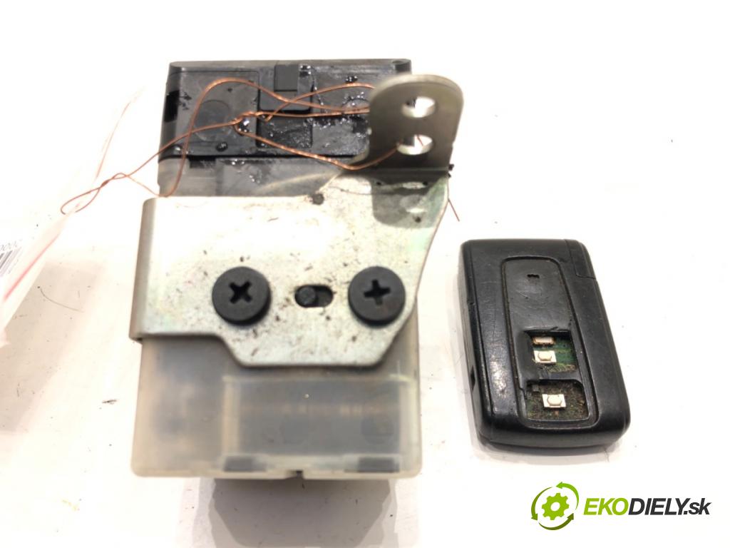 TOYOTA COROLLA Verso (ZER_, ZZE12_, R1_) 2004 - 2009    1.8 (ZNR11_) 95 kW [129 KM] benzyna 2004 - 2009  spinačka 626399-000 (Spínacie skrinky a kľúče)