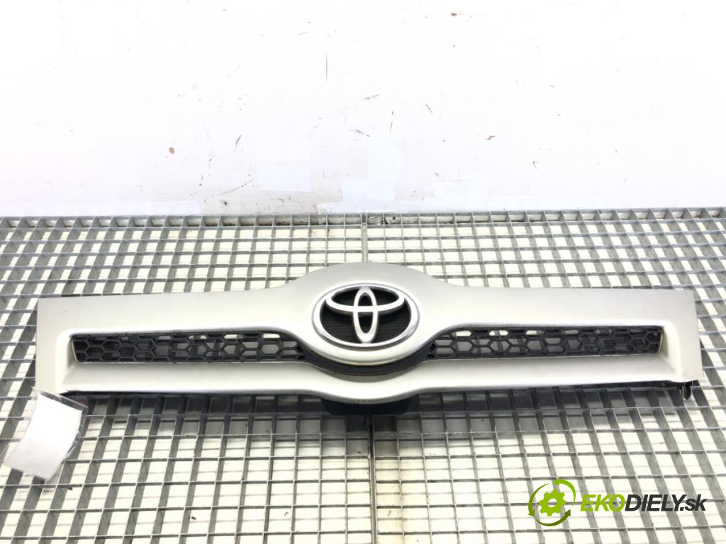 TOYOTA COROLLA Verso (ZER_, ZZE12_, R1_) 2004 - 2009    1.8 (ZNR11_) 95 kW [129 KM] benzyna 2004 - 2009  mřížka maska 53111-0F020 (Mřížky (masky) chladičů)