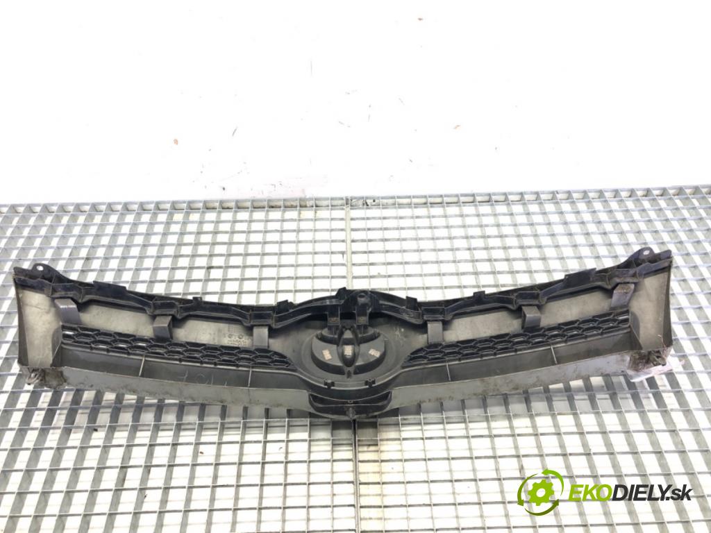TOYOTA COROLLA Verso (ZER_, ZZE12_, R1_) 2004 - 2009    1.8 (ZNR11_) 95 kW [129 KM] benzyna 2004 - 2009  mřížka maska 53111-0F020 (Mřížky (masky) chladičů)