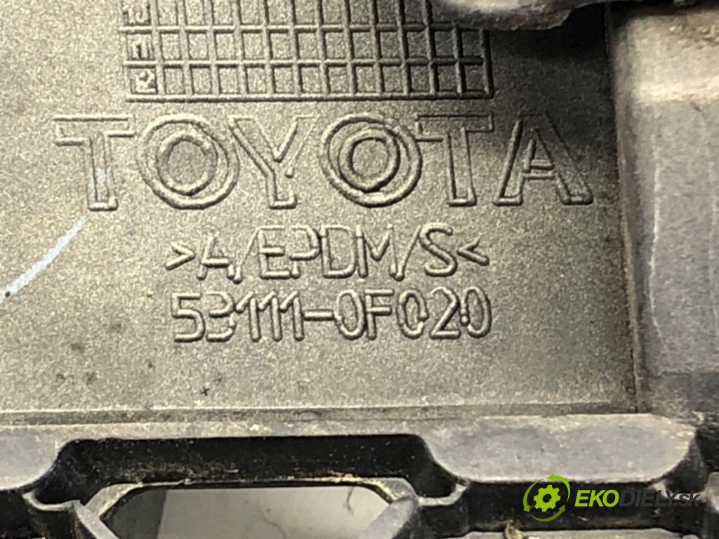 TOYOTA COROLLA Verso (ZER_, ZZE12_, R1_) 2004 - 2009    1.8 (ZNR11_) 95 kW [129 KM] benzyna 2004 - 2009  mřížka maska 53111-0F020 (Mřížky (masky) chladičů)