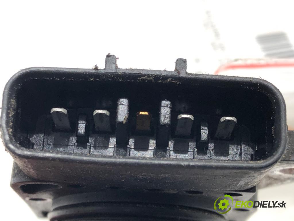 TOYOTA COROLLA Verso (ZER_, ZZE12_, R1_) 2004 - 2009    1.8 (ZNR11_) 95 kW [129 KM] benzyna 2004 - 2009  Váha vzduchu 22204-0J010 (Váhy vzduchu)