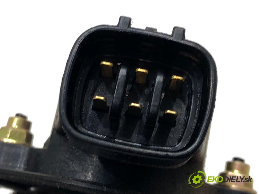 TOYOTA COROLLA Verso (ZER_, ZZE12_, R1_) 2004 - 2009    1.8 (ZNR11_) 95 kW [129 KM] benzyna 2004 - 2009  Potenciometer plynu  (Pedále)