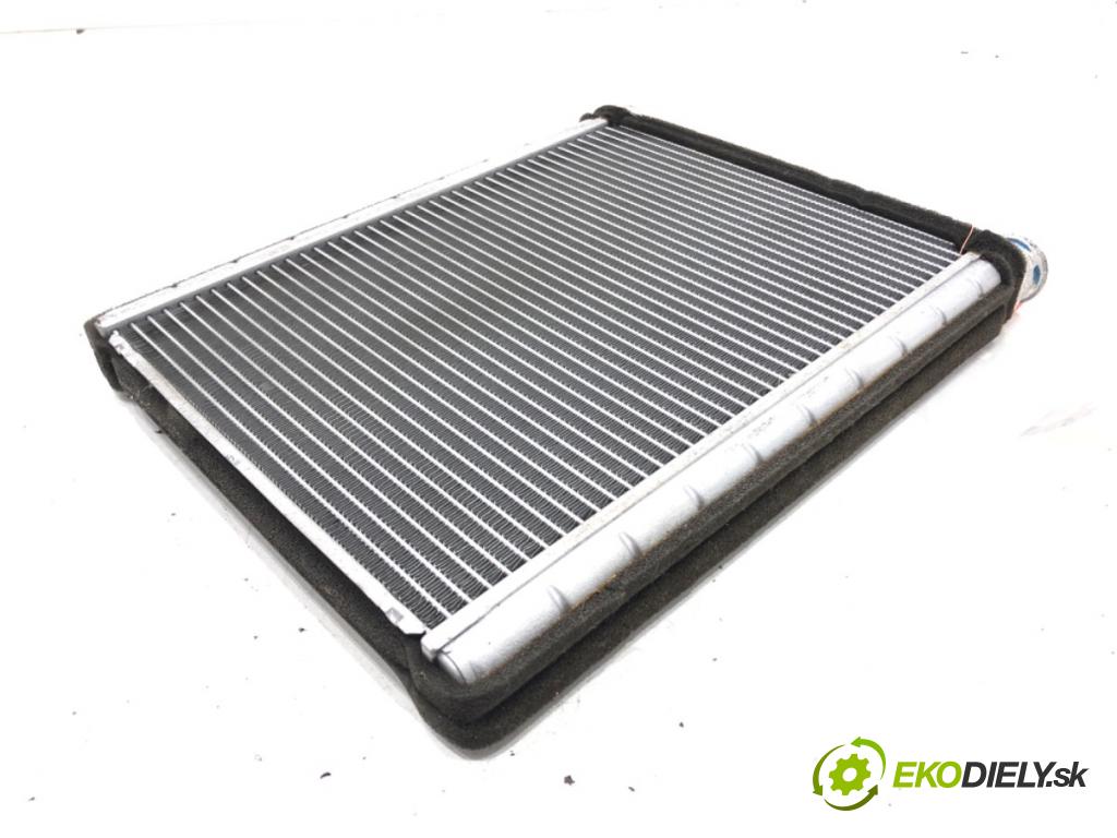 TOYOTA COROLLA Verso (ZER_, ZZE12_, R1_) 2004 - 2009    1.8 (ZNR11_) 95 kW [129 KM] benzyna 2004 - 2009  topné těleso radiátor topení  (Radiátory topení)