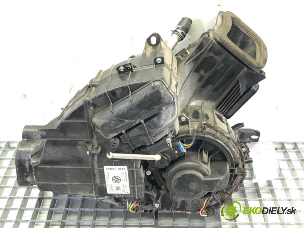 VW TRANSPORTER V Autobus (7HB, 7HJ, 7EB, 7EJ) 2003 - 2015    2.0 TDI 75 kW [102 KM] olej napędowy 2009 - 2015  Výhrevné teleso, radiátor kúrenia zad 7E0819004C