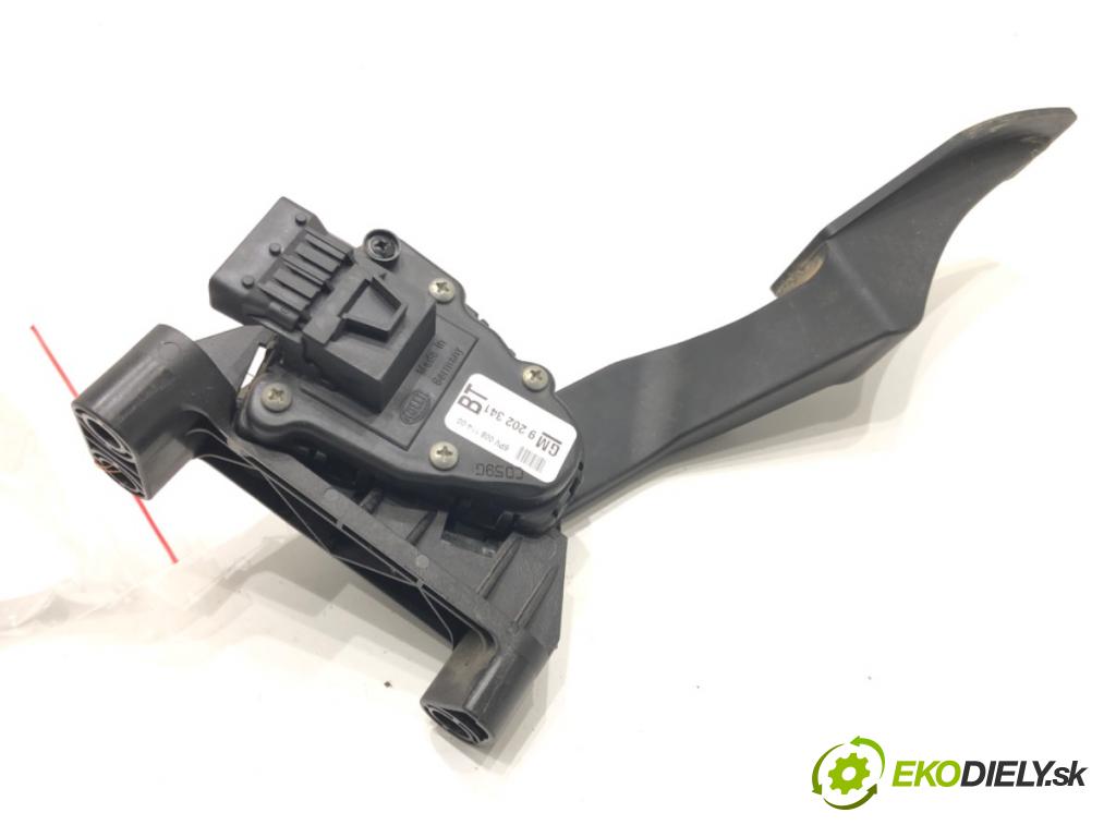 OPEL ZAFIRA B Nadwozie pełne/minivan (A05) 2005 - 2015    1.9 CDTI VAN (M75) 110 kW [150 KM] olej napędowy 2005 - 2015  Potenciometer plynu 9202341 (Pedále)