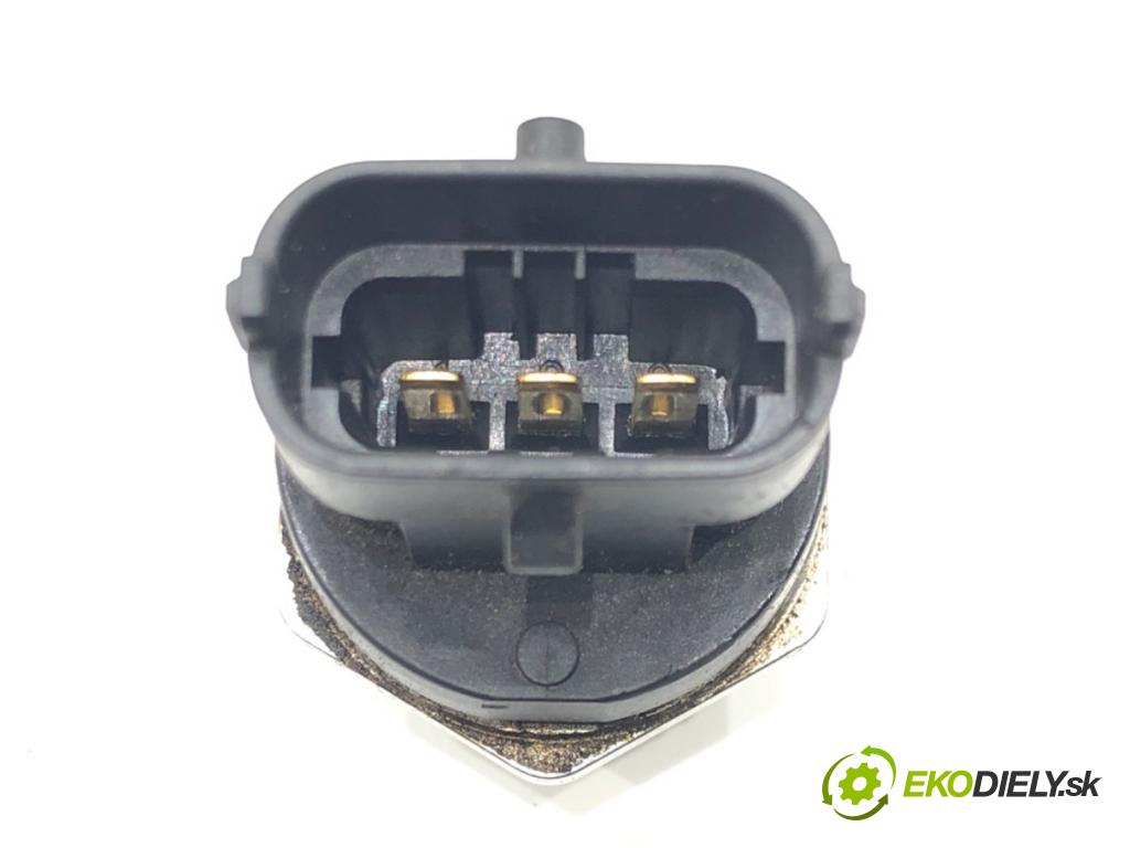 OPEL ZAFIRA B Nadwozie pełne/minivan (A05) 2005 - 2015    1.9 CDTI VAN (M75) 110 kW [150 KM] olej napędowy 2005 - 2015  Snímač tlaku paliva 0281002903 (Snímače)