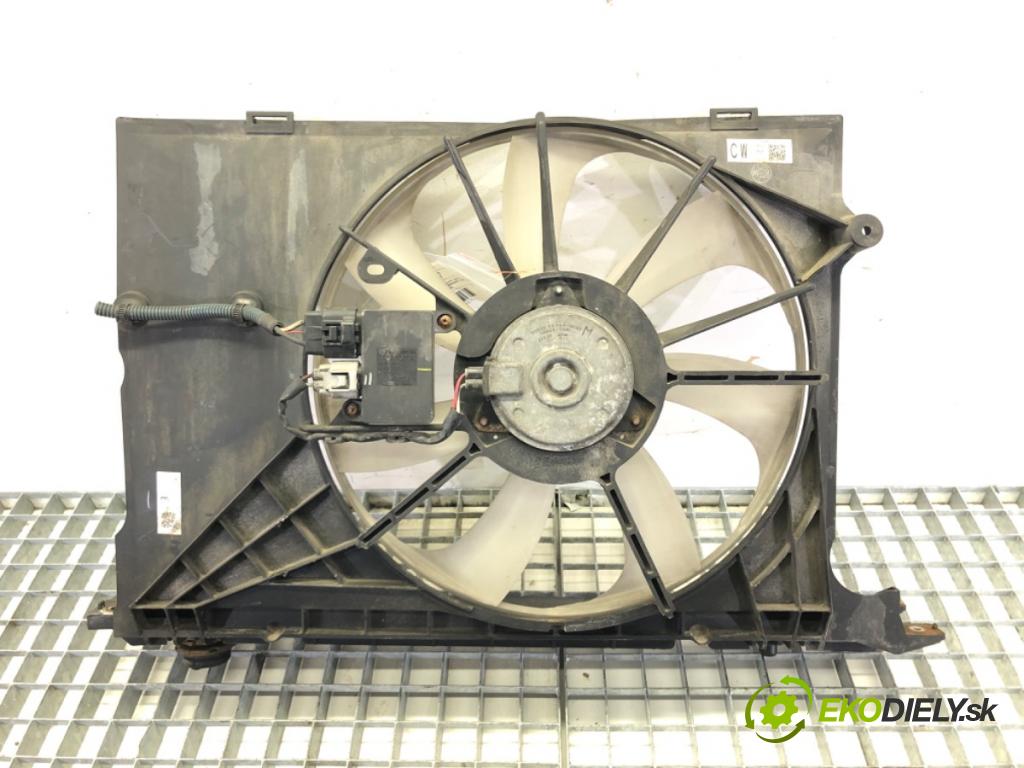 TOYOTA AURIS (_E15_) 2006 - 2012    1.4 D-4D (NDE150_) 66 kW [90 KM] olej napędowy 2007 - 2012  Ventilátor chladiča 16040-0N120 (Ventilátory)