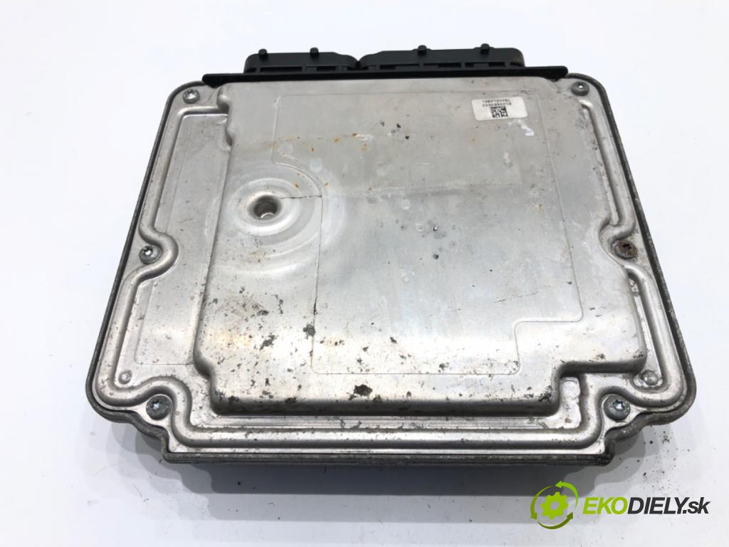 TOYOTA AURIS (_E15_) 2006 - 2012    1.4 D-4D (NDE150_) 66 kW [90 KM] olej napędowy 2007 - 2012  riadiaca jednotka Motor 89661-02S80 (Riadiace jednotky)