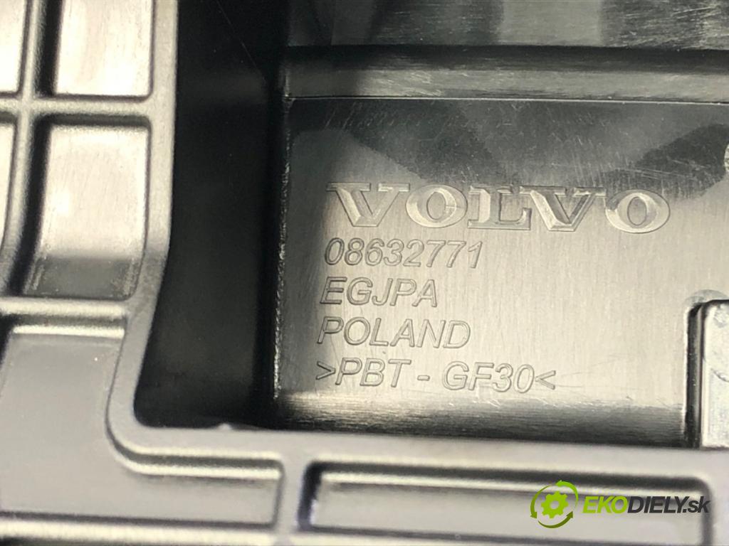 VOLVO V40 liftback (525, 526) 2012 - 2022    D2 84 kW [114 KM] olej napędowy 2012 - 2022  Tunel stredový  (Stredový tunel / panel)
