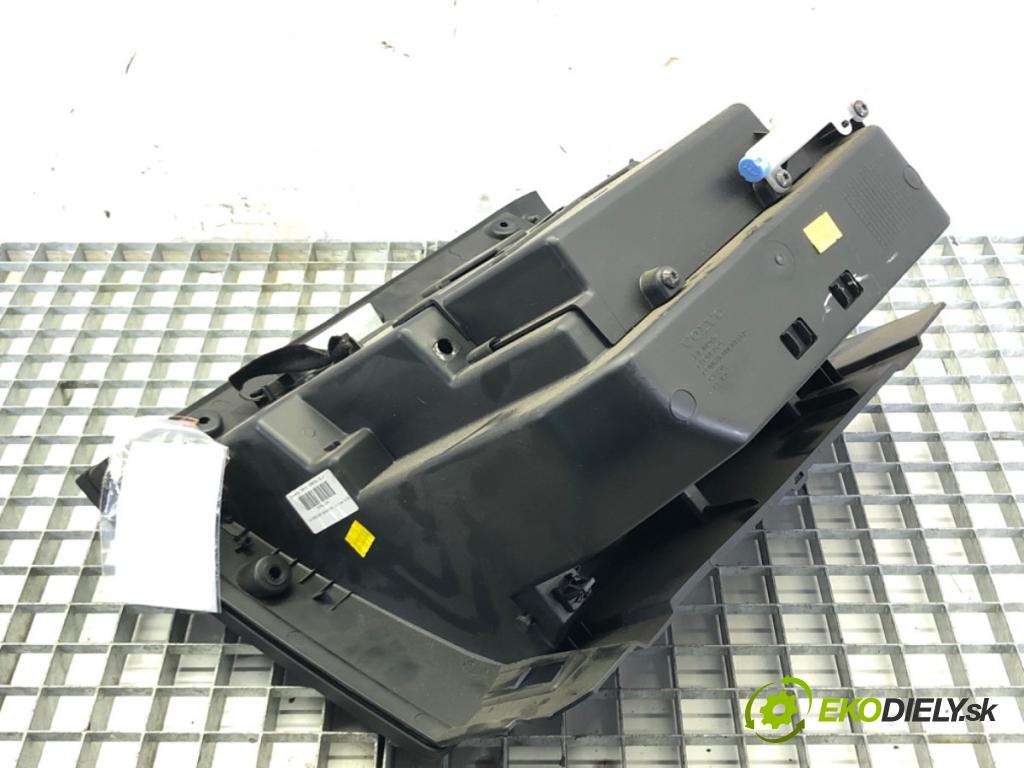 VOLVO V40 liftback (525, 526) 2012 - 2022    D2 84 kW [114 KM] olej napędowy 2012 - 2022  Priehradka, kastlík spolujazdca  (Priehradky, kastlíky)