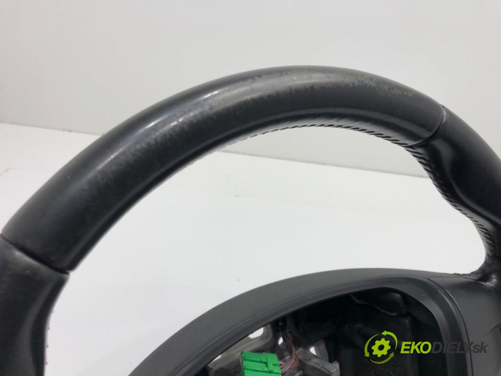 VOLVO V40 liftback (525, 526) 2012 - 2022    D2 84 kW [114 KM] olej napędowy 2012 - 2022  Volant 31250592 (Volanty)