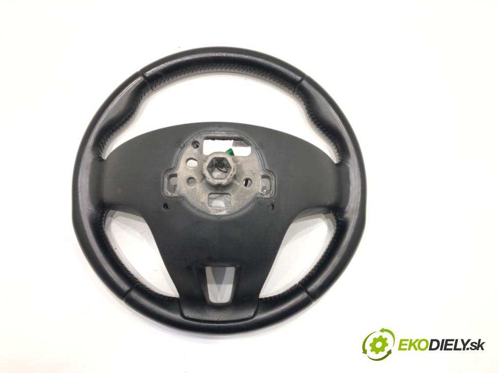 VOLVO V40 liftback (525, 526) 2012 - 2022    D2 84 kW [114 KM] olej napędowy 2012 - 2022  Volant 31250592 (Volanty)