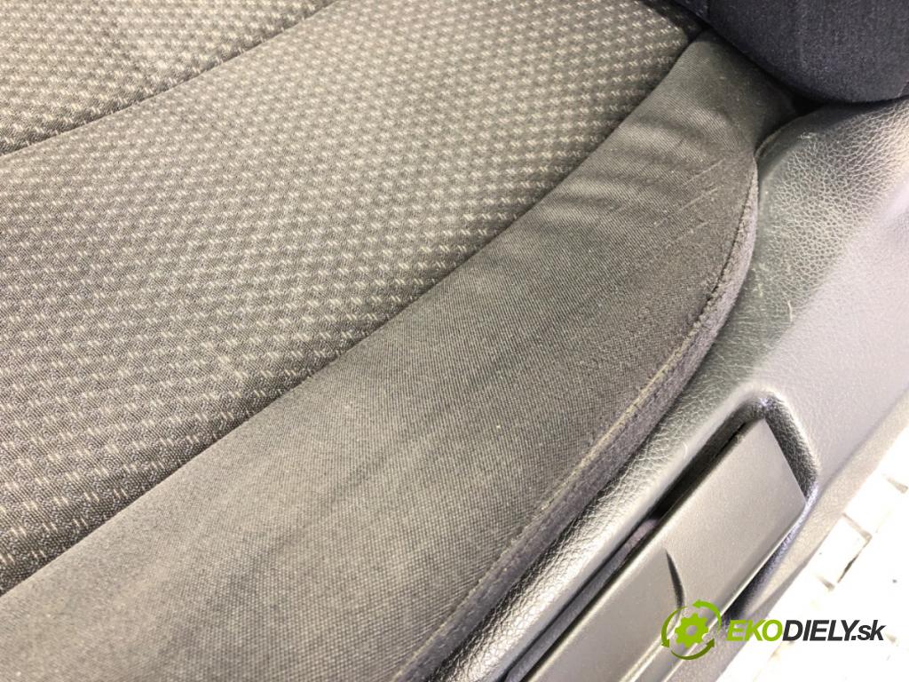 VW PASSAT B6 (3C2) 2005 - 2010    1.4 TSI 90 kW [122 KM] benzyna 2007 - 2010  Sedadlo ľavy predný