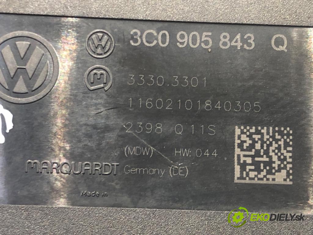 VW PASSAT B6 (3C2) 2005 - 2010    1.4 TSI 90 kW [122 KM] benzyna 2007 - 2010  spinačka 3C0905843Q (Spínacie skrinky a kľúče)