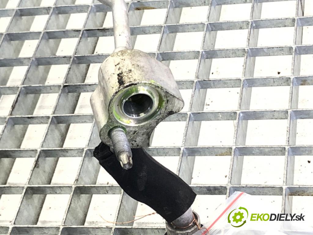 VOLVO V40 liftback (525, 526) 2012 - 2022    D2 84 kW [114 KM] olej napędowy 2012 - 2022  rúrka klimatizácie  (Rúrky klimatizácie)