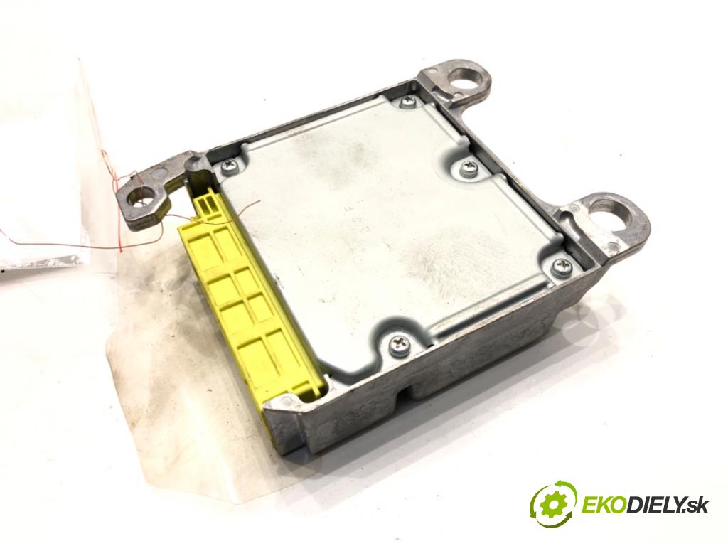 TOYOTA YARIS (_P13_) 2010 - 2022    1.4 D (NLP130_) 66 kW [90 KM] olej napędowy 2011 - 2022  senzor airbag 89170-0D300 (Snímače)