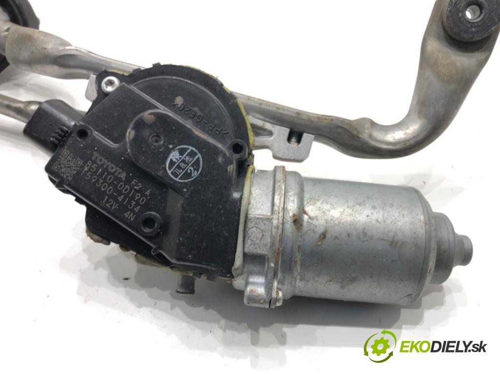 TOYOTA YARIS (_P13_) 2010 - 2022    1.4 D (NLP130_) 66 kW [90 KM] olej napędowy 2011 - 2022  Mechanizmus stieračov predný 85110-0D190 (Motorčeky stieračov predné)