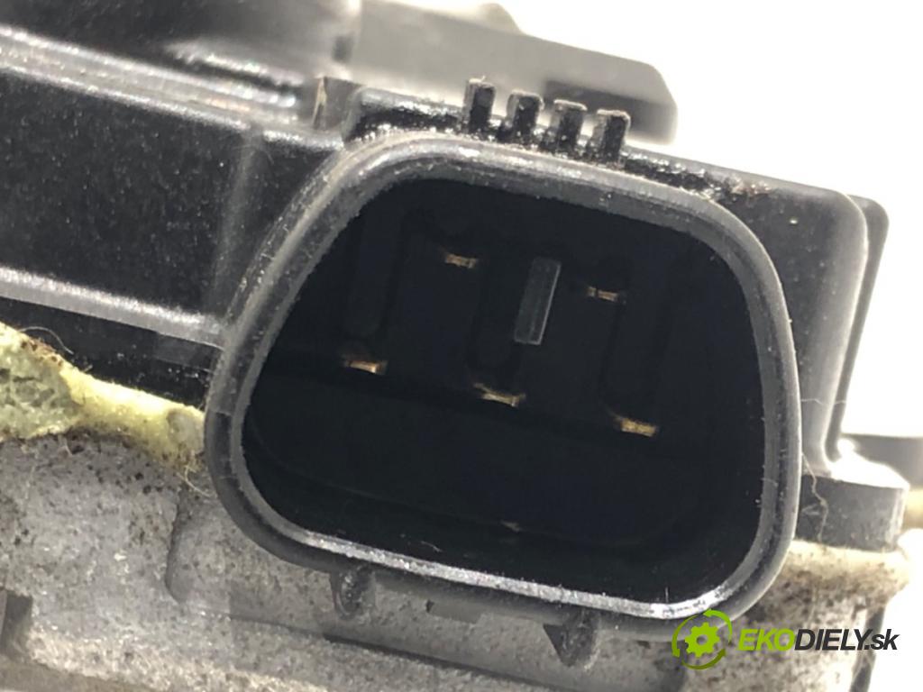 TOYOTA YARIS (_P13_) 2010 - 2022    1.4 D (NLP130_) 66 kW [90 KM] olej napędowy 2011 - 2022  Mechanizmus stieračov predný 85110-0D190 (Motorčeky stieračov predné)