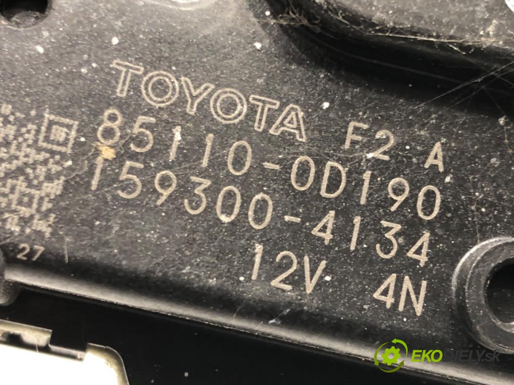 TOYOTA YARIS (_P13_) 2010 - 2022    1.4 D (NLP130_) 66 kW [90 KM] olej napędowy 2011 - 2022  Mechanizmus stieračov predný 85110-0D190 (Motorčeky stieračov predné)