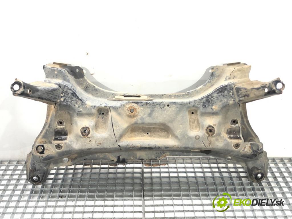 TOYOTA YARIS (_P13_) 2010 - 2022    1.4 D (NLP130_) 66 kW [90 KM] olej napędowy 2011 - 2022  výztuha pod motor  (Výztuhy přední)