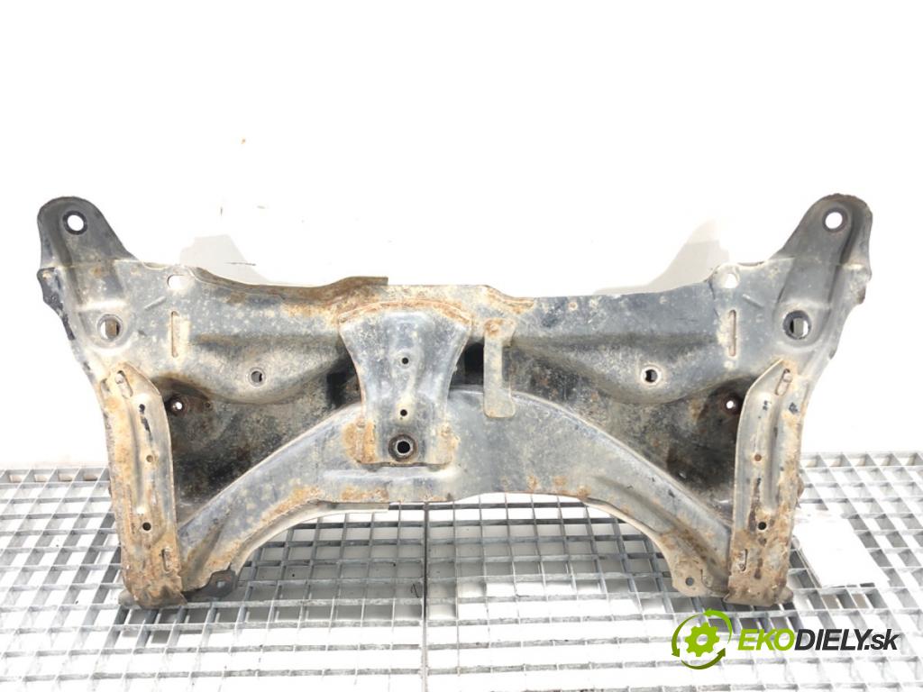 TOYOTA YARIS (_P13_) 2010 - 2022    1.4 D (NLP130_) 66 kW [90 KM] olej napędowy 2011 - 2022  výztuha pod motor  (Výztuhy přední)