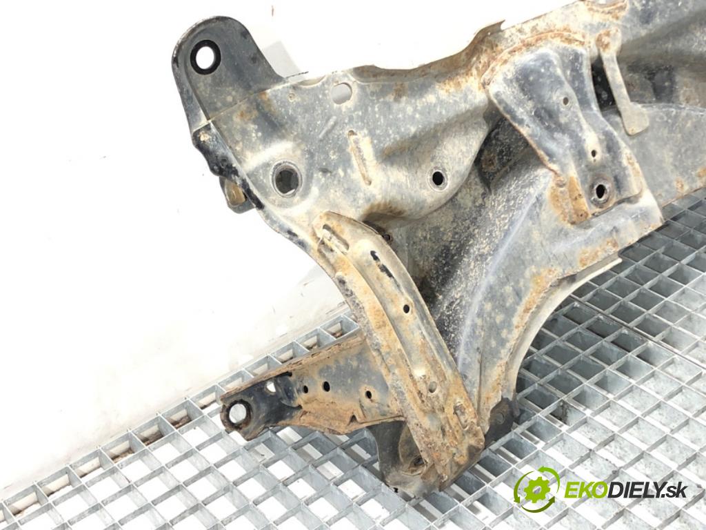 TOYOTA YARIS (_P13_) 2010 - 2022    1.4 D (NLP130_) 66 kW [90 KM] olej napędowy 2011 - 2022  výztuha pod motor  (Výztuhy přední)