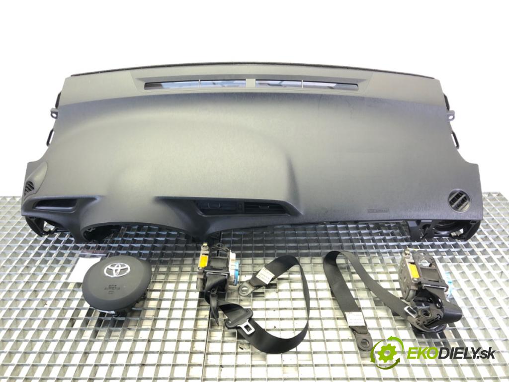 TOYOTA YARIS (_P13_) 2010 - 2022    1.4 D (NLP130_) 66 kW [90 KM] olej napędowy 2011 - 2022  Palubná doska silentbloku pasy 45019-0D420