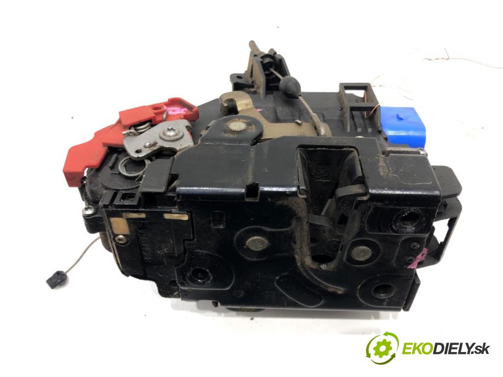 VW JETTA III (1K2) 2004 - 2013    1.9 TDI 77 kW [105 KM] olej napędowy 2005 - 2010  zámok dveře levý přední část 3D1837015