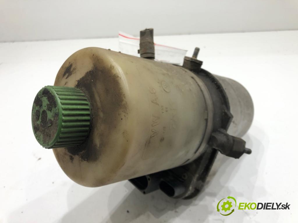 SKODA ROOMSTER Praktik (5J) 2007 - 2015    1.4 63 kW [86 KM] benzyna 2007 - 2015  Pumpa servočerpadlo 6R0423156 (Servočerpadlá, pumpy riadenia)