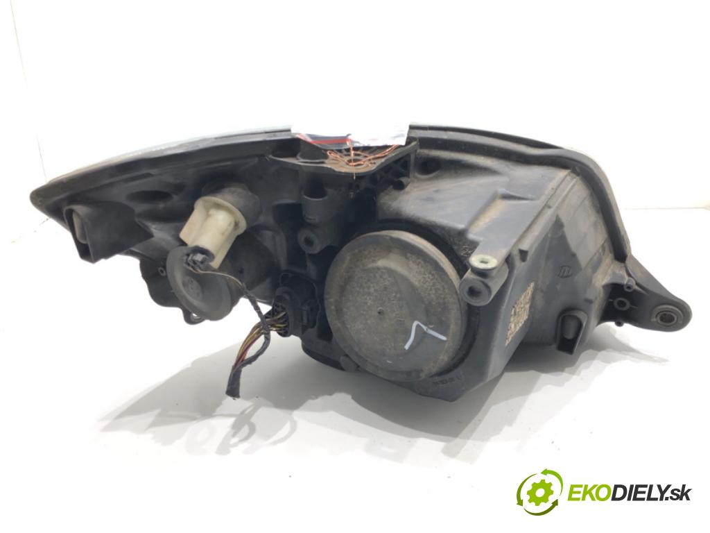 SKODA ROOMSTER Praktik (5J) 2007 - 2015    1.4 63 kW [86 KM] benzyna 2007 - 2015  Svetlomet ľavy predný