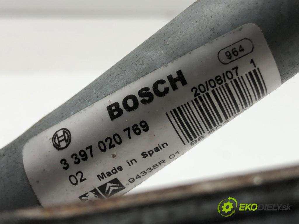 PEUGEOT 207 (WA_, WC_) 2006 - 2015    1.4 54 kW [73 KM] benzyna 2006 - 2013  Mechanizmus stieračov predný 3397020769 (Motorčeky stieračov predné)