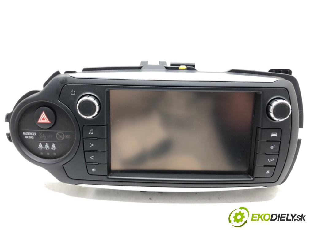 TOYOTA YARIS Nadwozie pełne / liftback (_P13_) 2012 - 2022    1.5 Hybrid (NHP130) 55 kW [75 KM] Hybryda silnik benzynowy / elektryczny 2015 - 2022  RADIO Navigácia 86140-0D220 (Audio zariadenia)