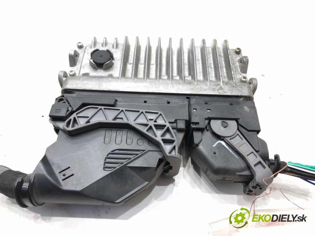 TOYOTA YARIS Nadwozie pełne / liftback (_P13_) 2012 - 2022    1.5 Hybrid (NHP130) 55 kW [75 KM] Hybryda silnik benzynowy / elektryczny 2015 - 2022  riadiaca jednotka Motor 89661-0DT20 (Riadiace jednotky)