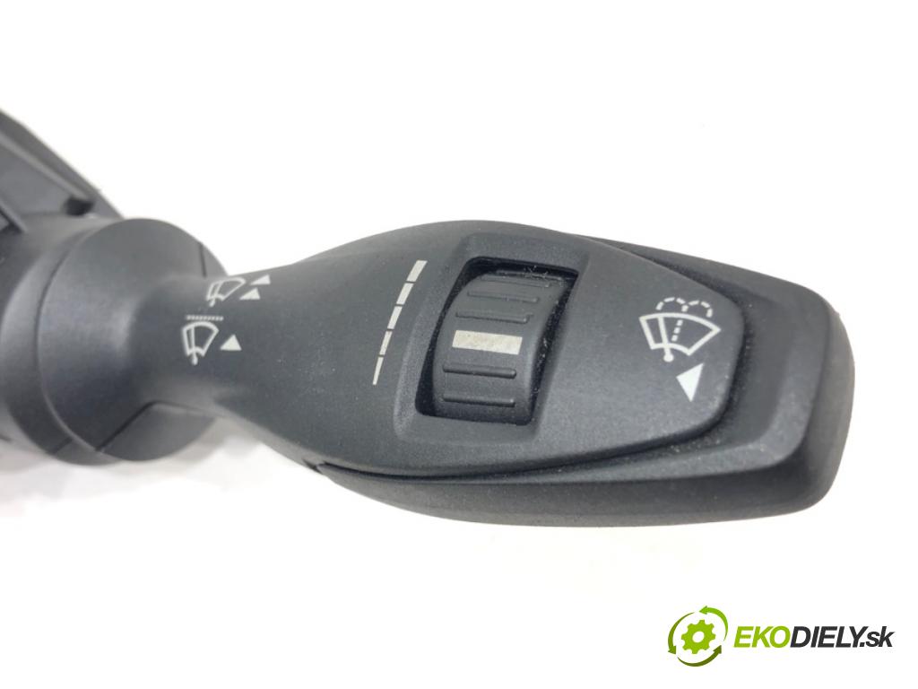 FORD FIESTA VI (CB1, CCN) 2008 - 2022    1.6 Ti 88 kW [120 KM] benzyna 2008 - 2012  Prepínač kombinovaný 8A6T-13335-CC (Prepínače, spínače, tlačidlá a ovládače kúrenia)