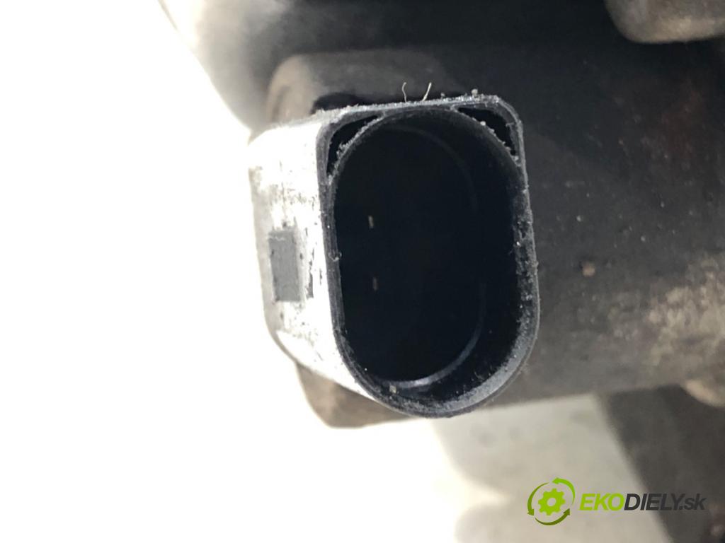 SKODA OCTAVIA II (1Z3) 2004 - 2013    1.9 TDI 77 kW [105 KM] olej napędowy 2004 - 2010  kompresor klimatizace 1K0820803Q (Kompresory)