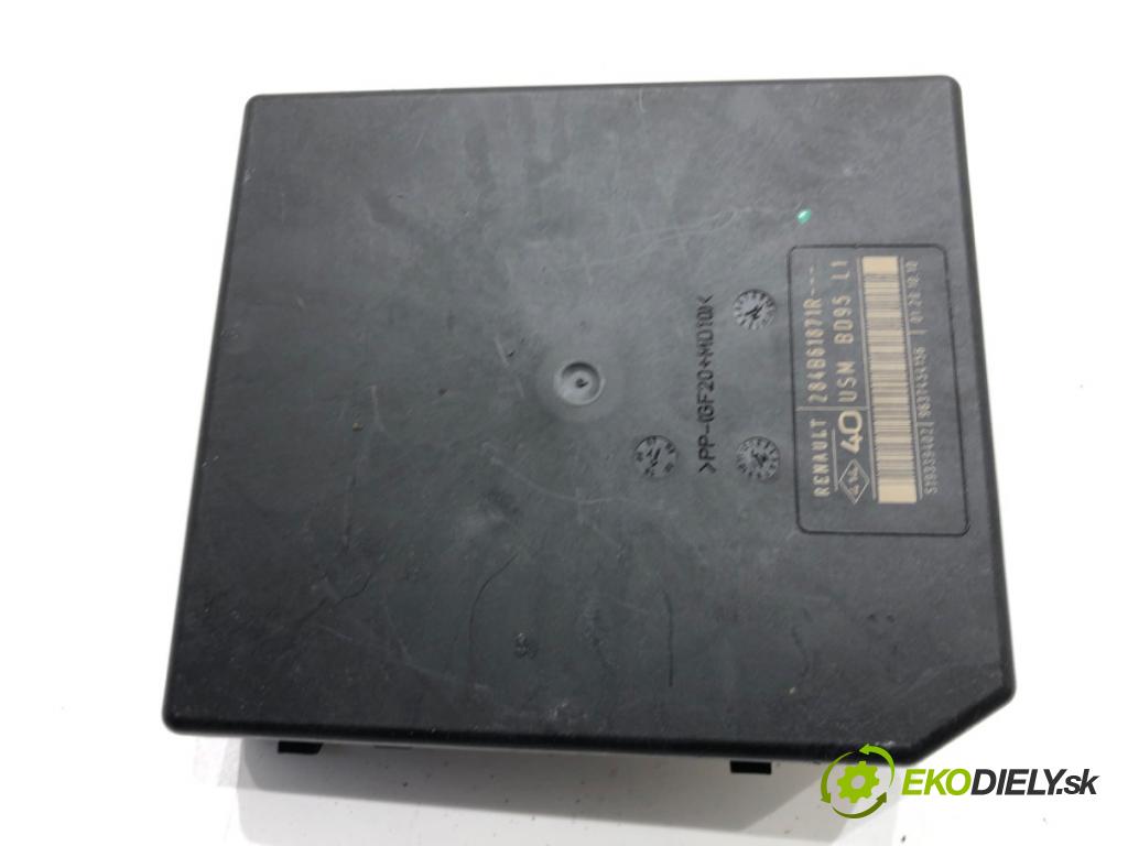 RENAULT MEGANE III liftback (BZ0/1_, B3_) 2008 - 2022    1.6 16V (BZ1B, BZ1H) 81 kW [110 KM] benzyna 2008 - 2022  skříňka poistková 284B61871R (Pojistkové skříňky)