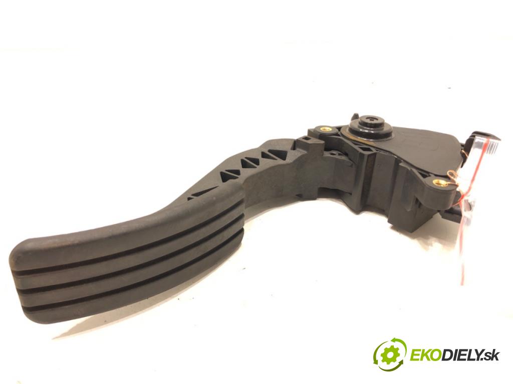 RENAULT MEGANE III liftback (BZ0/1_, B3_) 2008 - 2022    1.6 16V (BZ1B, BZ1H) 81 kW [110 KM] benzyna 2008 - 2022  Potenciometer plynu 180020022R (Pedále)