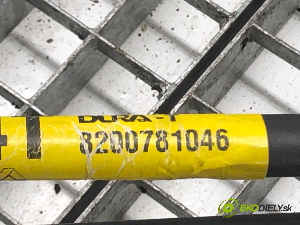 RENAULT MEGANE III liftback (BZ0/1_, B3_) 2008 - 2022    1.6 16V (BZ1B, BZ1H) 81 kW [110 KM] benzyna 2008 - 2022  Kulisa 8200781046 (Rýchlostné páky / kulisy)