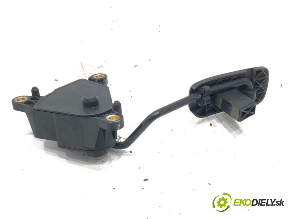 NISSAN NOTE (E11, NE11) 2005 - 2013    1.4 65 kW [88 KM] benzyna 2006 - 2012  Potenciometer plynu 18002AX70B (Pedále)