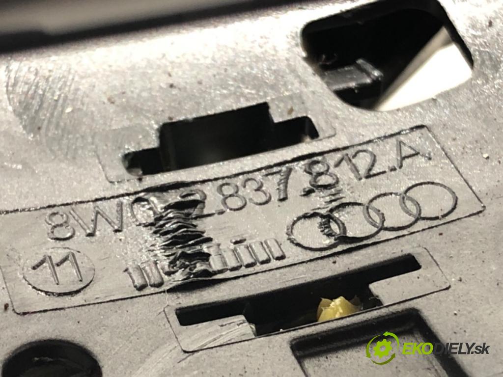 AUDI A4 B9 (8W2, 8WC) 2015 - 2022    35 TFSI Mild Hybrid 110 kW [150 KM] Hybryda silnik benzynowy / elektryczny 2018 - 2022  Kľučka vonkajšia pravy predný 8W0837812A