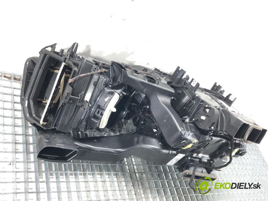 AUDI A4 B9 (8W2, 8WC) 2015 - 2022    35 TFSI Mild Hybrid 110 kW [150 KM] Hybryda silnik benzynowy / elektryczny 2018 - 2022  topné těleso radiátor topení komplet KOMBAJN 8W1820005BD (Radiátory topení)