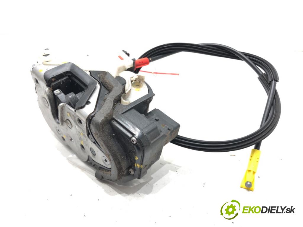 OPEL ASTRA J GTC 2011 - 2022    2.0 CDTI (08) 121 kW [165 KM] olej napędowy 2011 - 2015  zámok dveře pravý přední část 13579523
