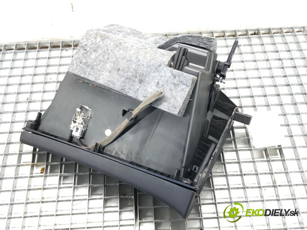 OPEL ASTRA J GTC 2011 - 2022    2.0 CDTI (08) 121 kW [165 KM] olej napędowy 2011 - 2015  Priehradka, kastlík spolujazdca  (Priehradky, kastlíky)