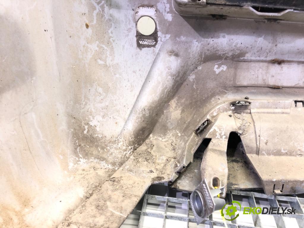 BMW X3 (E83) 2003 - 2011    3.0 d 160 kW [218 KM] olej napędowy 2005 - 2008  nárazník zadní část M-BALÍČEK
