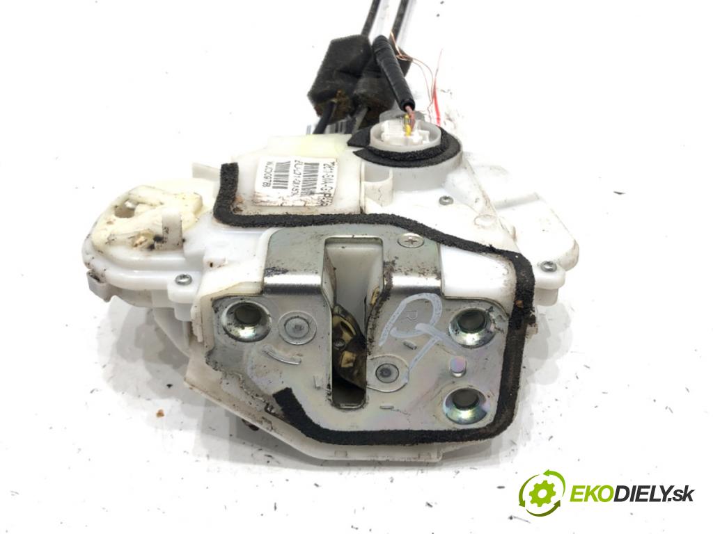 HONDA CR-V III (RE_) 2006 - 2022    2.0 i-VTEC (RE5, RE1) 110 kW [150 KM] benzyna 2007 - 2012  zámok dveře pravý zadní část 72611-SWA-G1