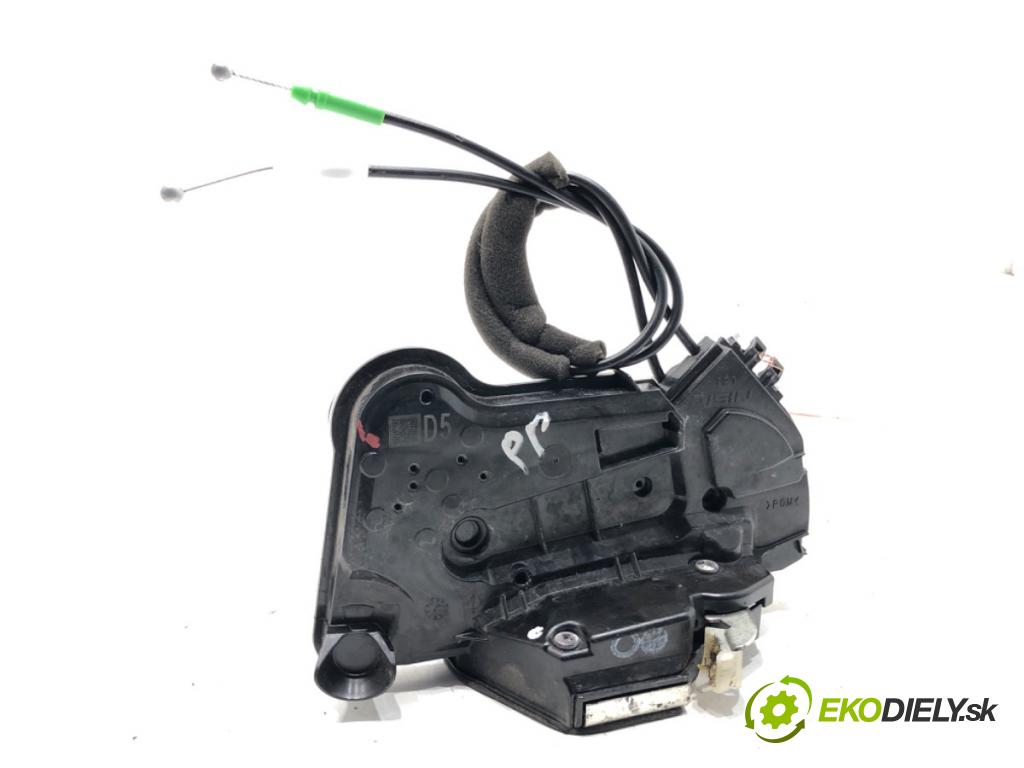 TOYOTA COROLLA sedan (_E21_) 2019 - 2022    1.8 VVTi Hybrid (ZWE211, MZEA12) 72 kW [98 KM] Hybryda silnik benzynowy / elektryczny 2019 - 2022  zámok dveře pravý přední část 