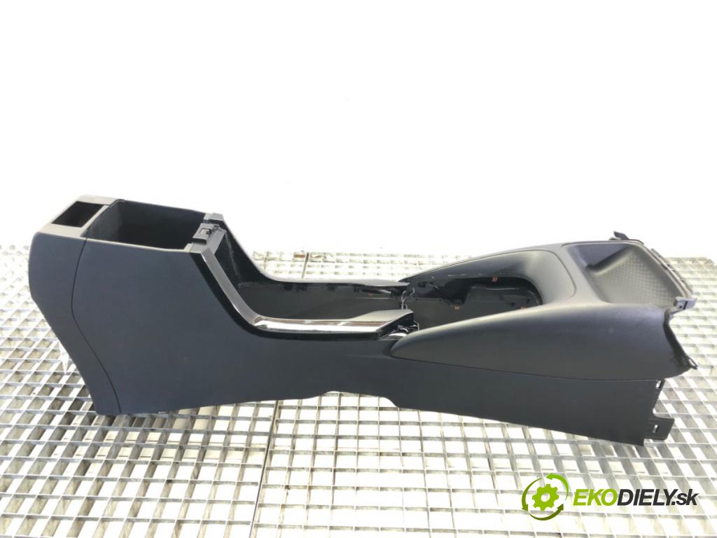 TOYOTA COROLLA sedan (_E21_) 2019 - 2022    1.8 VVTi Hybrid (ZWE211, MZEA12) 72 kW [98 KM] Hybryda silnik benzynowy / elektryczny 2019 - 2022  Tunel stredový  (Stredový tunel / panel)