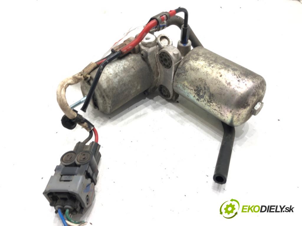 TOYOTA COROLLA sedan (_E21_) 2019 - 2022    1.8 VVTi Hybrid (ZWE211, MZEA12) 72 kW [98 KM] Hybryda silnik benzynowy / elektryczny 2019 - 2022  Posilovač bŕzd 47070-47070