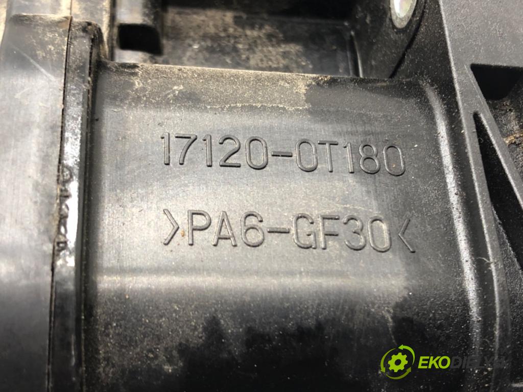 TOYOTA COROLLA sedan (_E21_) 2019 - 2022    1.8 VVTi Hybrid (ZWE211, MZEA12) 72 kW [98 KM] Hybryda silnik benzynowy / elektryczny 2019 - 2022  Potrubie sacie, sanie 17120-0T180 (Sacie potrubia)