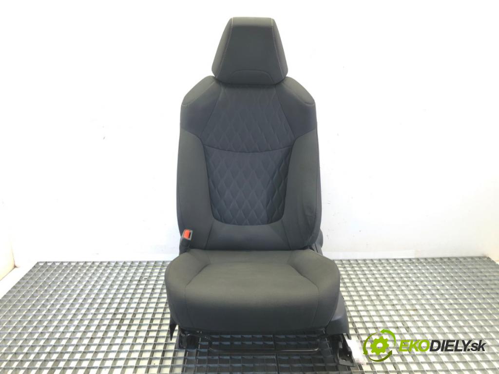 TOYOTA COROLLA sedan (_E21_) 2019 - 2022    1.8 VVTi Hybrid (ZWE211, MZEA12) 72 kW [98 KM] Hybryda silnik benzynowy / elektryczny 2019 - 2022  Sedadlo ľavy predný 